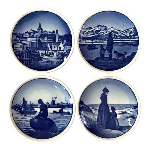 4 Royal Copenhagen Miniature Blue & White Plate Ornaments – Denmark Scenic Serie - Picture 1 of 3